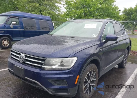 2021 Volkswagen Tiguan 2.0T Se/2.0T Se R-Line Black/2.0T Sel z USA, uszkodzony, nr VIN 3VV2B7AX6MM093344